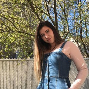 Meet your Posher, Allyssa